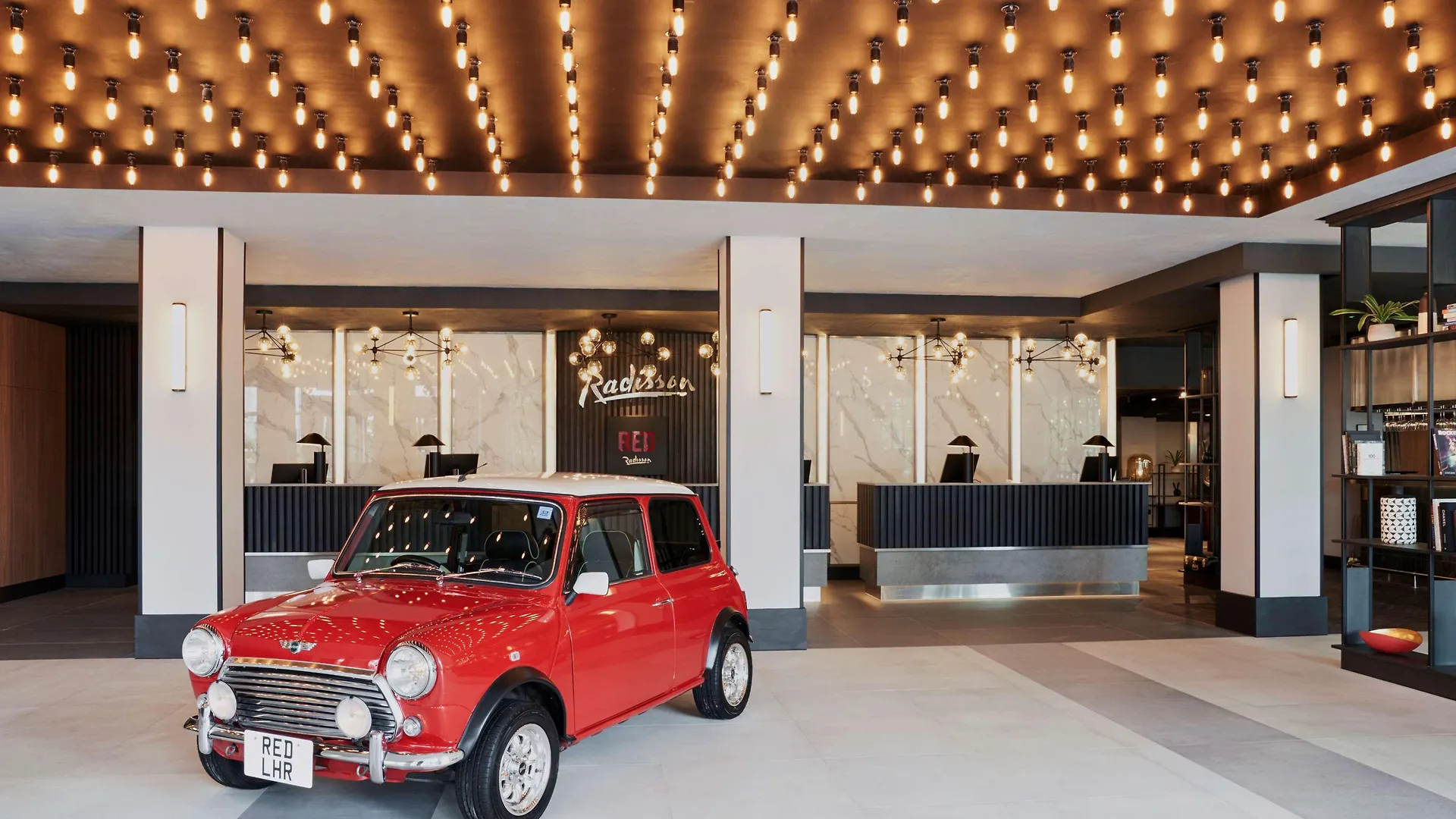 Radisson Red London Heathrow Ξενοδοχείο Harmondsworth