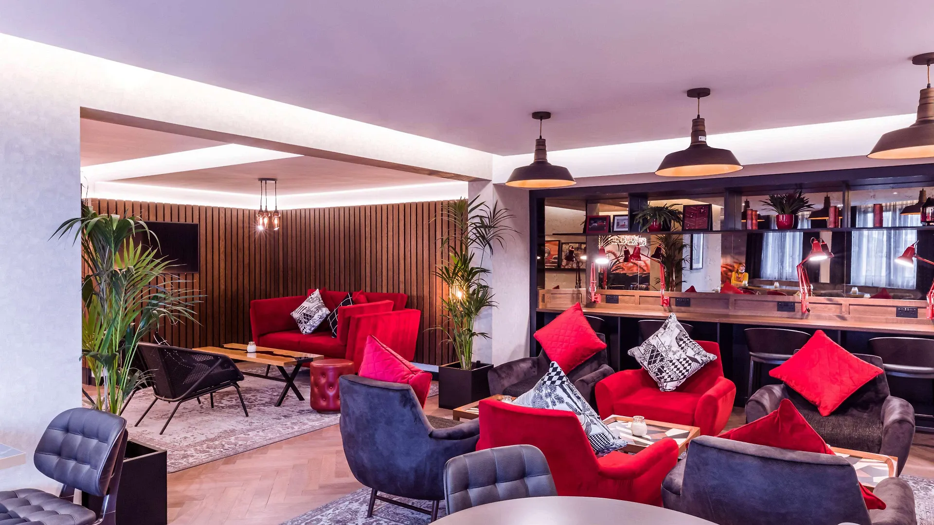Radisson Red London Heathrow Ξενοδοχείο Harmondsworth