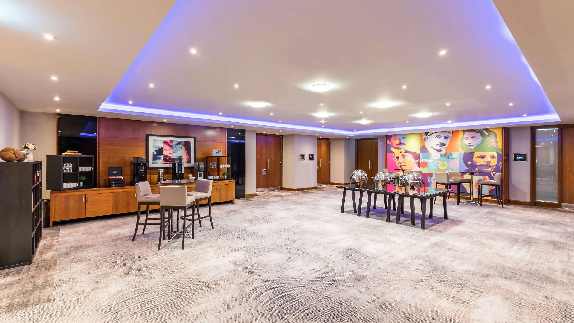 Radisson Red London Heathrow Ξενοδοχείο Harmondsworth