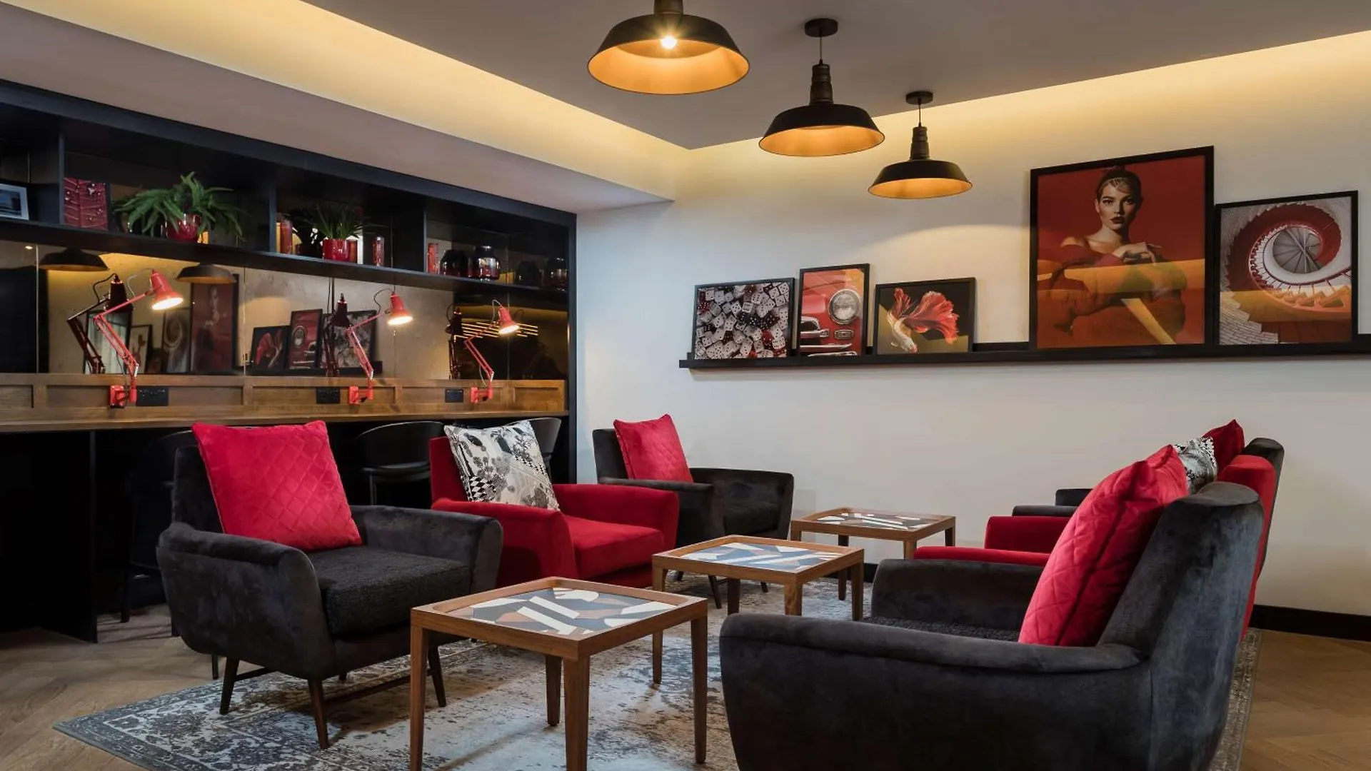 Radisson Red London Heathrow Ξενοδοχείο Harmondsworth